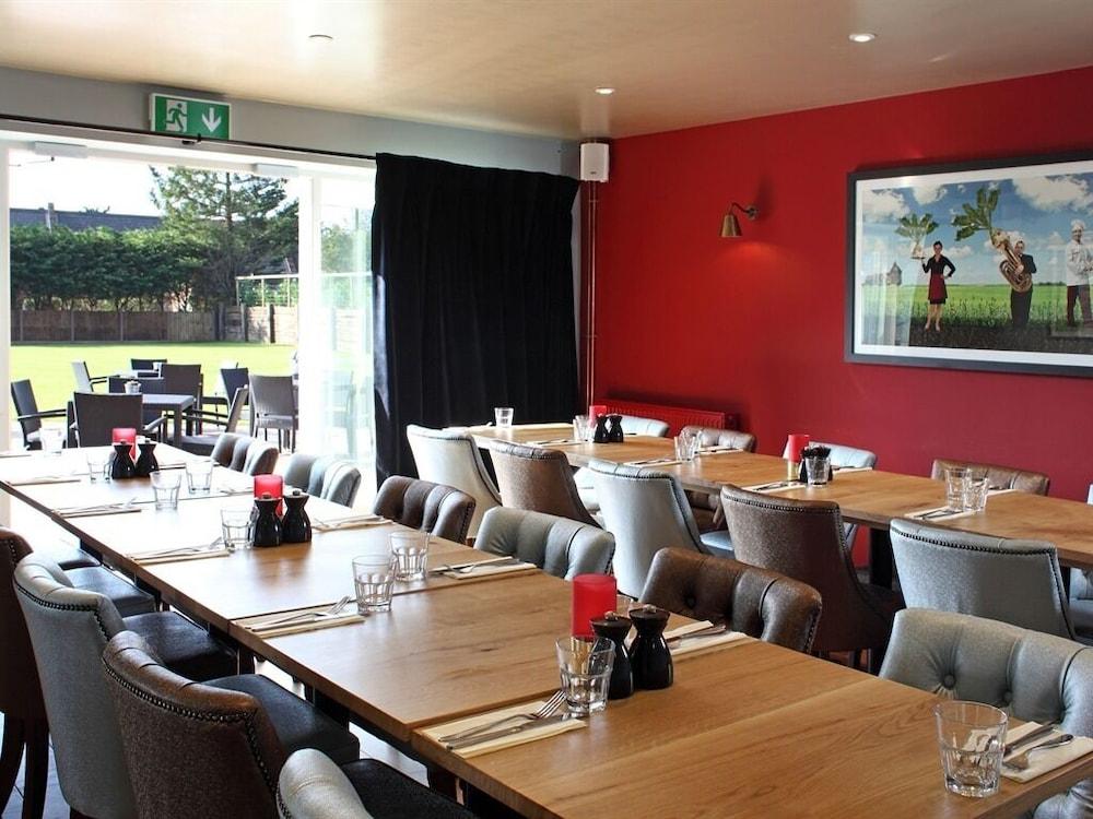 Hotel Sugarbeat Eating House Stoke Holy Cross Exterior foto